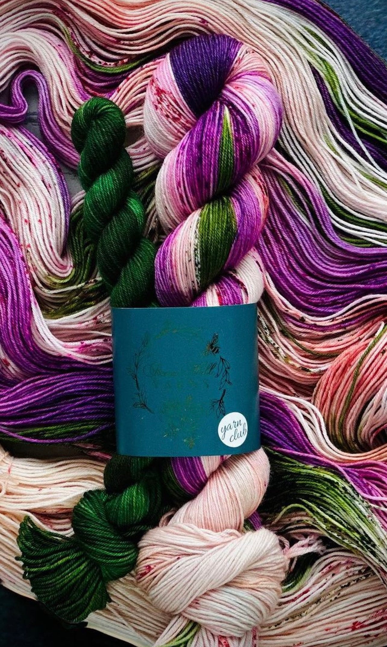 Rose Hill - They Be Daisies with 1 Mini